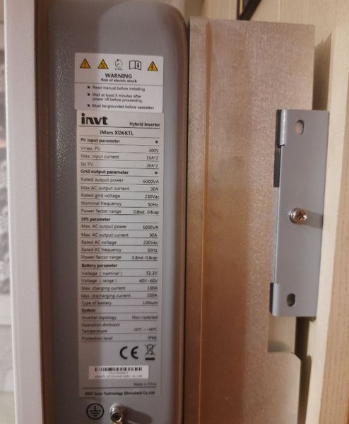 Гібридний інвертор INVT XD6KTL 6kW 48V IP66 WiFi фото